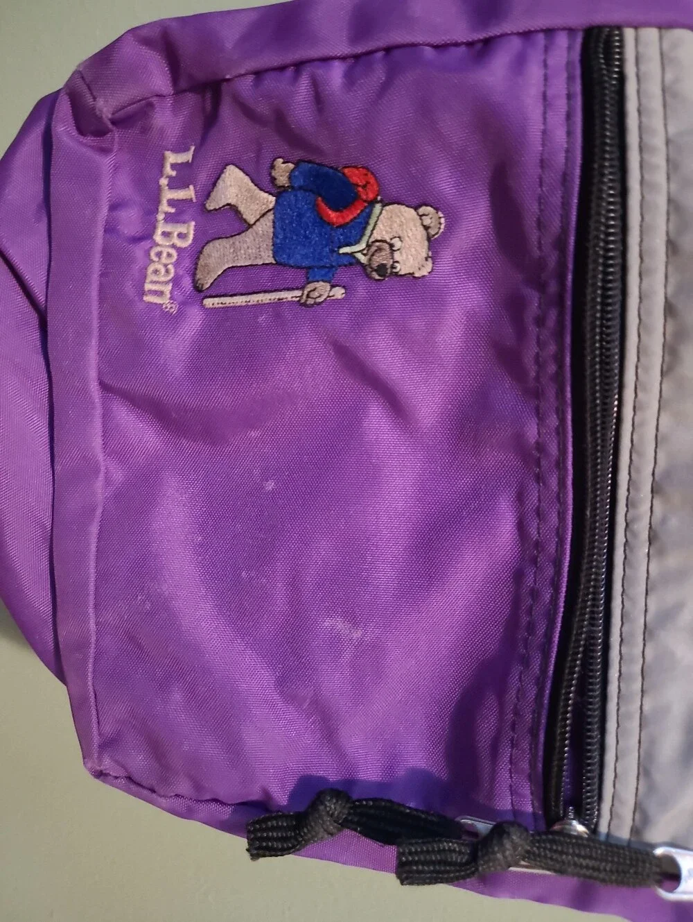 Vintage 90’s Rare LL Bean Embroidered Bear Kid’s Child’s Backpack Purple